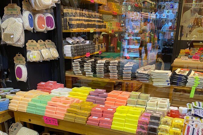 Grand Bazaar Through the Alleys - FAQs