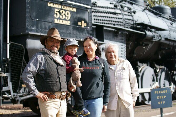 Grand Canyon Railway Train Tickets - A Classic Ride to the Grand Canyon: The Grand Canyon Railway Experience