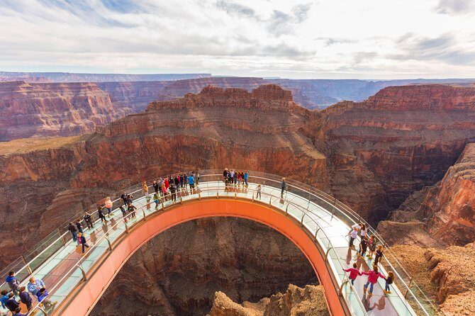 Grand Canyon West, Hoover Dam, Breakfast, Lunch. Optional Skywalk - Who Would Love This Tour?