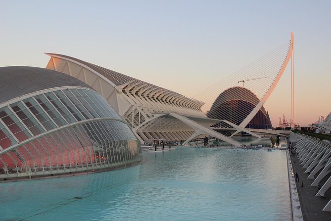 GRAND CITY Private Guided Tour on Bike, E-Bike, E-Step or Segway - A Detailed Look at the Valencia Bike Tour