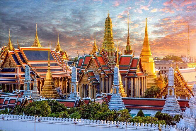 Grand Palace Self-Guided Walking Tour (entry not incl.) - A Deep Dive into the Experience: What You Can Expect