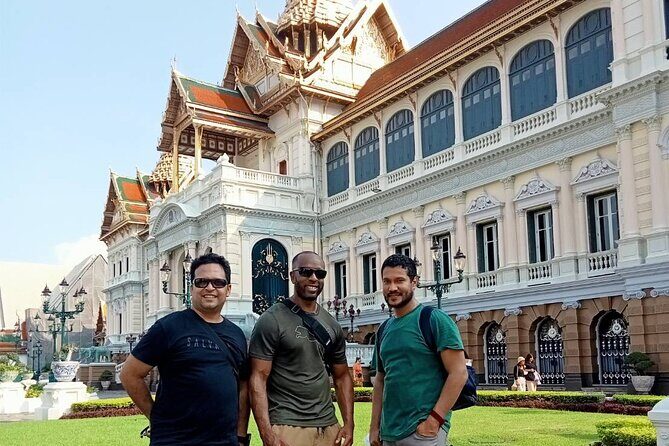 Grand Palace & Temples of Bangkok with experienced guide - A Detailed Look at the Tour