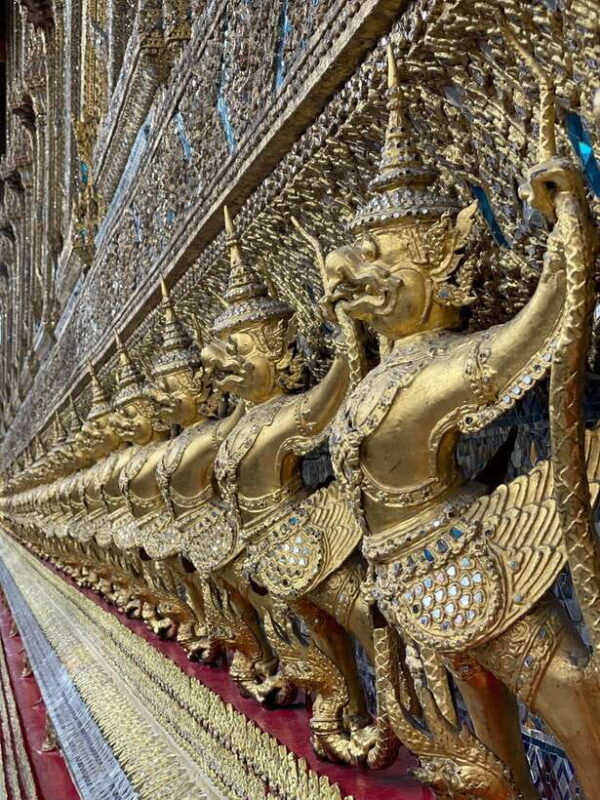Grand Palace Tour Guide - A Closer Look at the Experience