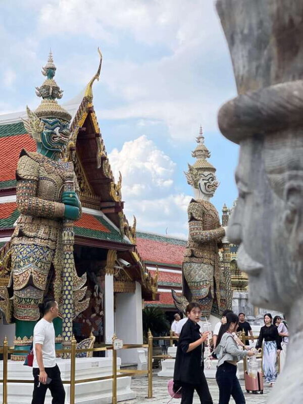 Grand Palace Tour Guide - FAQ