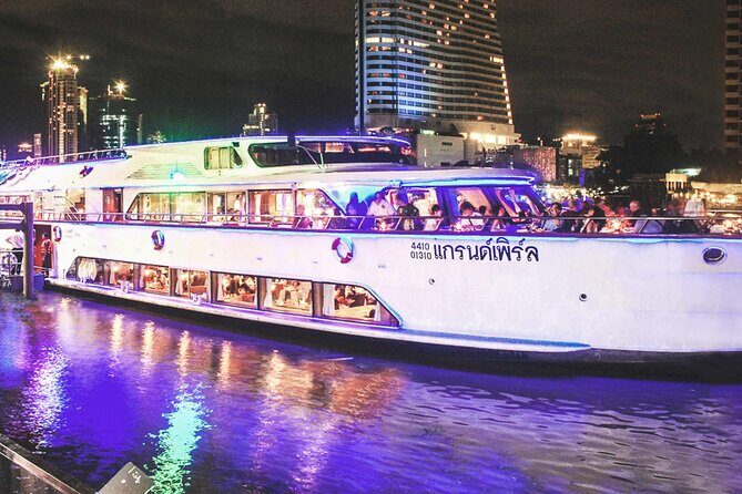 Grand Pearl: Luxury Dinner Cruise with Live Entertainment - Key Points