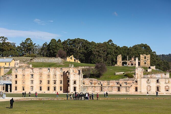 Grand Port Arthur with guided Isle of the Dead tour - The Experience of the Guided Isle of the Dead Tour