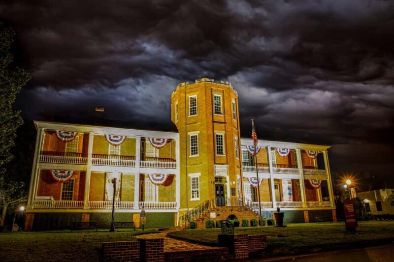 Graveyard Ghosts & Ghouls of Little Rock Ghost Tour - A Closer Look at the Graveyard Ghosts & Ghouls of Little Rock Ghost Tour