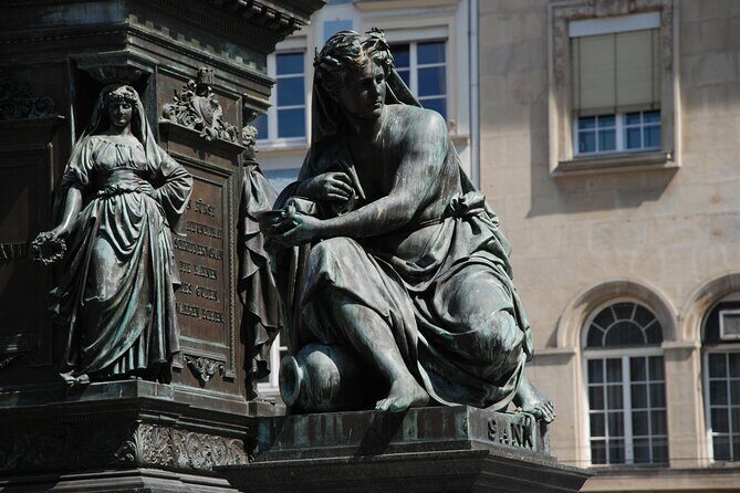 Graz Private Walking Tour With A Professional Guide - Exploring Graz: An In-Depth Look at the Private Walking Tour