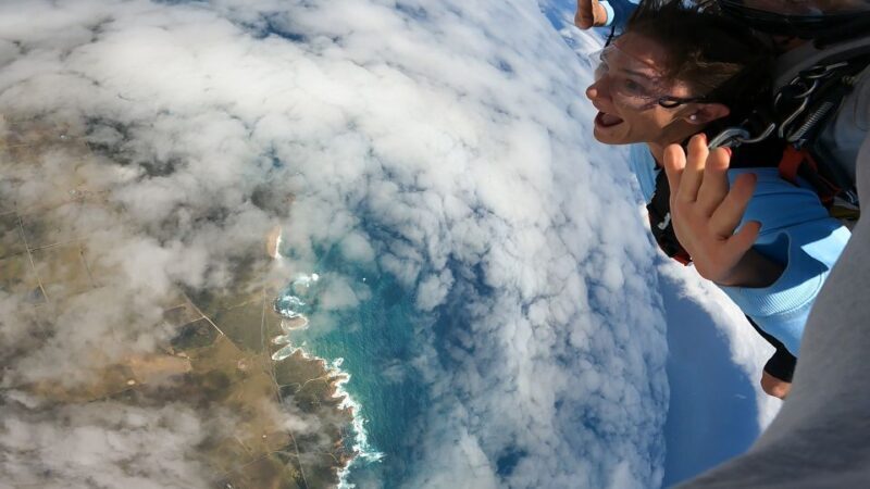 Great Ocean Road: Skydive over the Twelve Apostles - The Sum Up: Who Should Consider This Experience?
