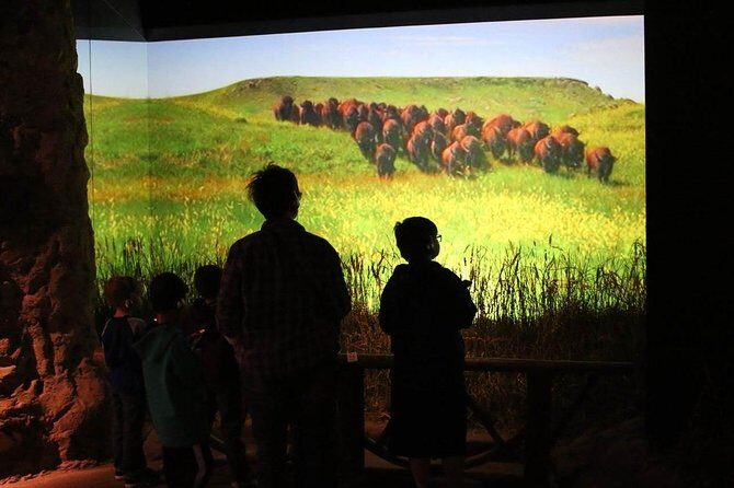 Great Platte River Road Archway Monument - Who Should Visit?