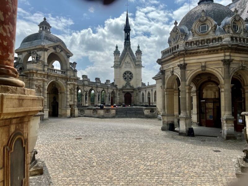 Great Stables of Prince de Conde & Palace Chantilly - Introduction: A Day in the Elegant World of Château de Chantilly