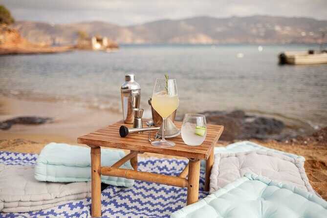 Greek Cocktails and Sunset - Greek Cocktails and Sunset: A Relaxed Taste of Mykonos