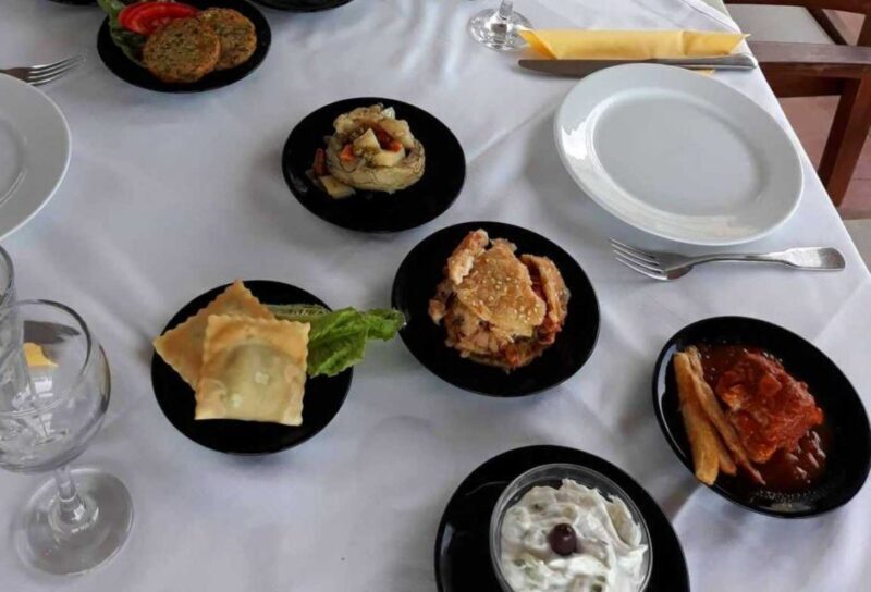 Greek food tasting experience - Key Points