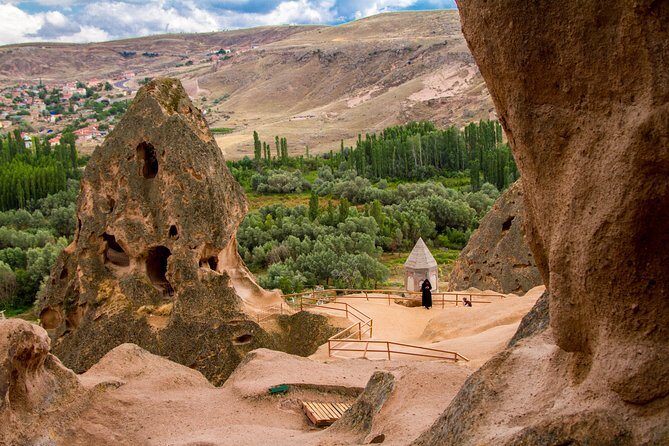 Green Cappadocia Underground City and Valleys Tour. Lunch incl. - Pigeon Valley and Goreme Viewpoints: Panoramic Highlights