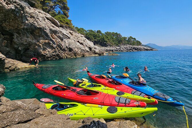 Green Cave Sea Kayak Day Tour in the Elaphiti islands - What Makes the Green Cave Sea Kayak Tour Stand Out
