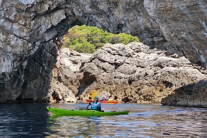 Green Cave Sea Kayak Day Tour in the Elaphiti islands - Who Will Love This Tour?