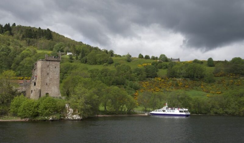 Greenock: Shore Excursion to Stirling Castle and Loch Lomond - Key Points