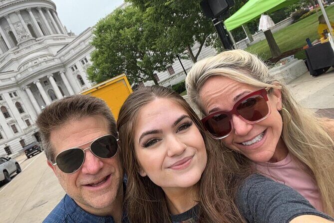 Groovy Gatlinburg Scavenger Hunt - Key Points