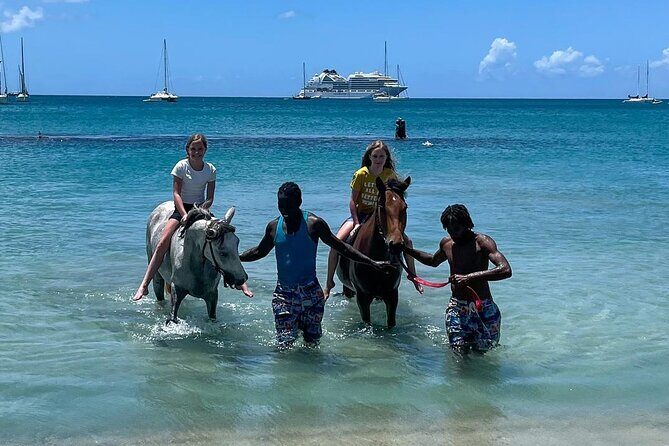 Gros Islet Village Horseback Riding run with Dore's riding Stable - Key Points