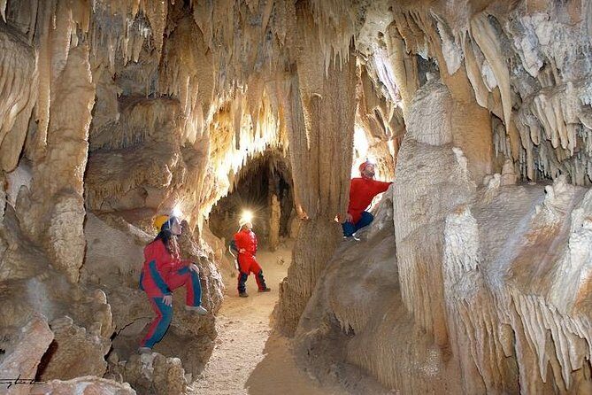Grotte di Castellana Guided Tour from Bari - Introduction: Exploring the Hidden Depths of Puglia