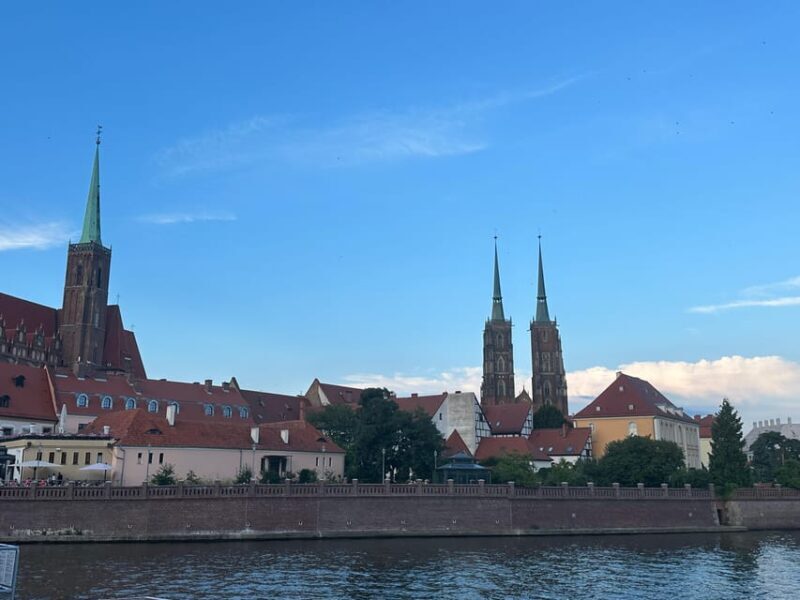 Group city tour (walking tour) through Wroclaw in German - FAQs