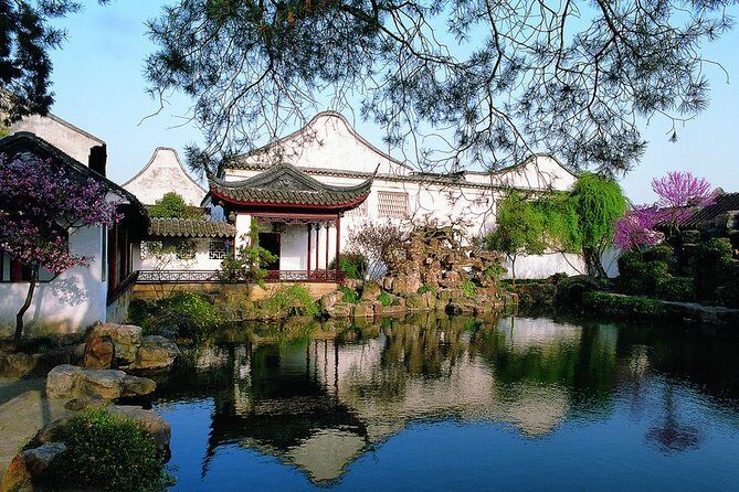 Group Day Tour in Suzhou and Zhouzhuang from Shanghai - Exploring Suzhou and Zhouzhuang: A Balanced Day Trip from Shanghai