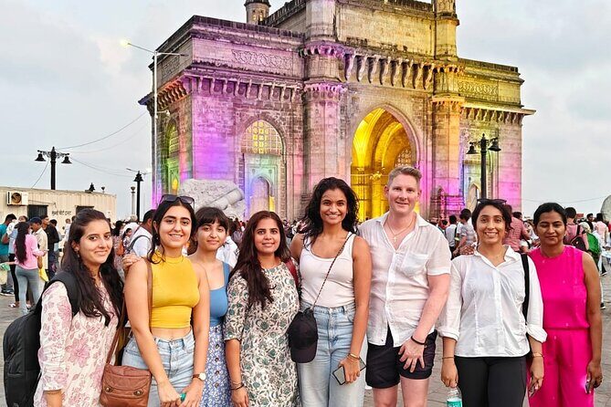 Group Guided Walking Tour in Fort and Colaba - Key Points