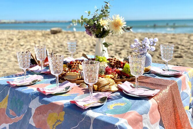 Group / Hen Party Picnic - An In-Depth Look at the Barcelona Picnic Experience