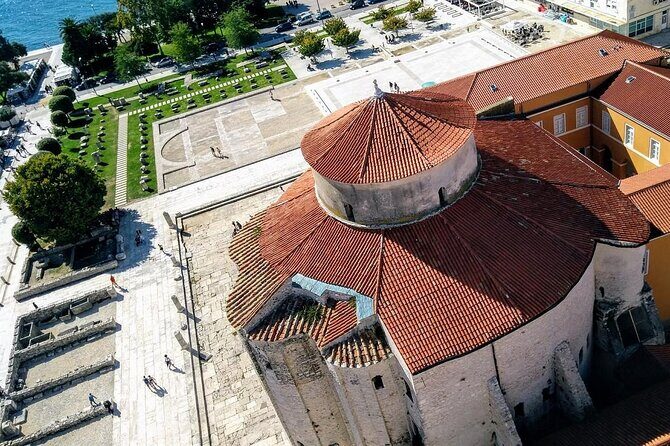 Group History Walking Tour in Zadar Old Town - What Makes the Tour Special?