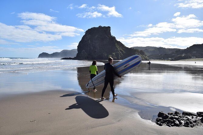 Group Lesson at Piha Beach, Auckland - Exploring Piha Beach: The Perfect Surfing Playground
