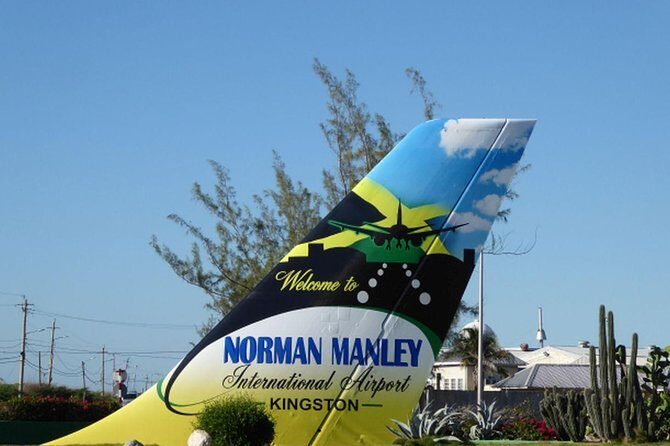 Group Private Kingston Airport Transfers (4 - 9 Persons) - FAQ