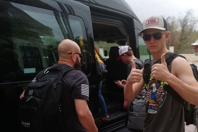 Group Shuttle: Galveston to Houston Airports & Hotels - Key Points