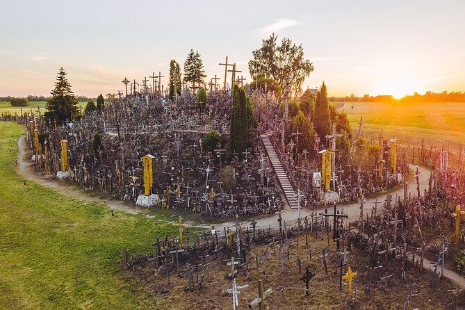 Group Tour: Hill of Crosses, Rundale Palace & Bauska Castle - Exploring Latvia’s Highlights: A Deep Dive into the Tour