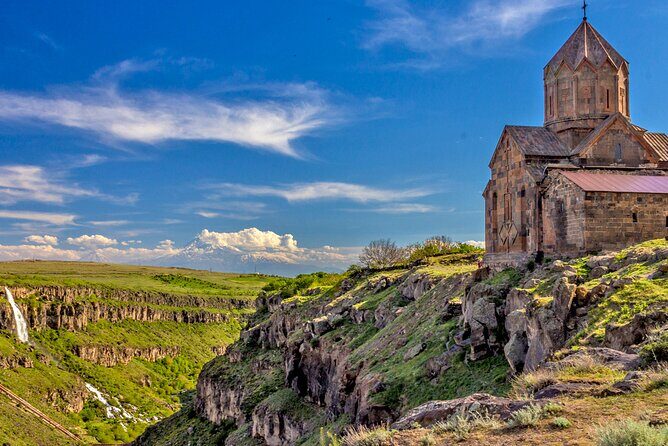 Group Tour: Saghmosavank, Wine Yard, Echmiadzin, Zvartnots - FAQs