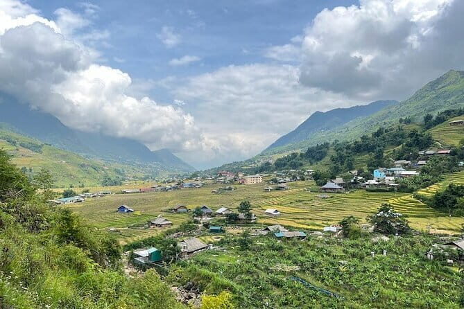 Group Tour Visit all place in Sa Pa 1 day - Key Points