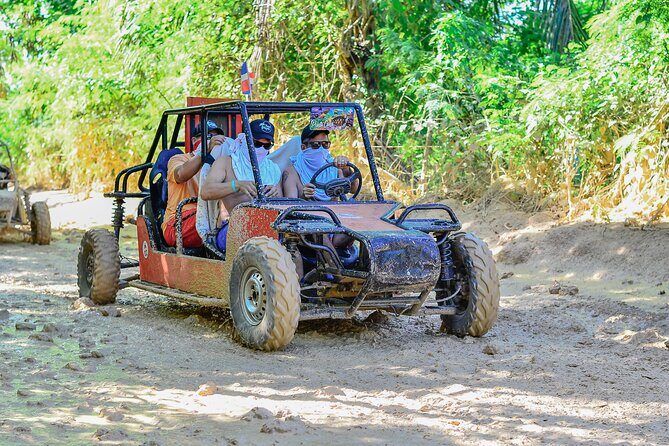 Grupo Pequeño en Buggys o ATV por el lodo en Punta Cana - An In-Depth Look at the Tour Experience