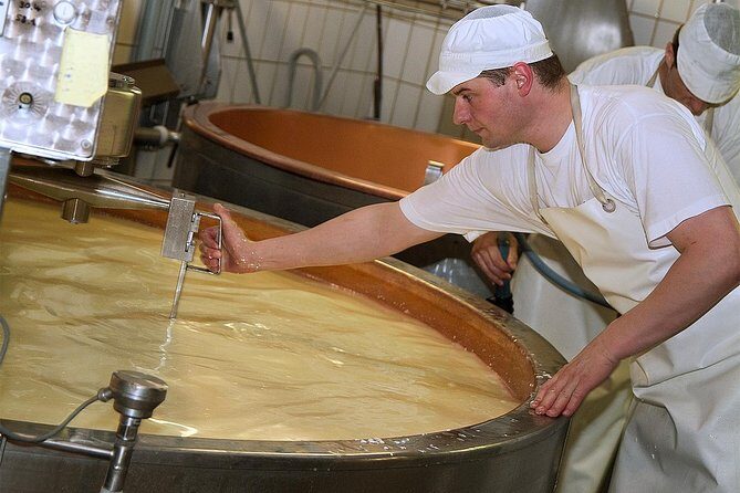 Gruyères Tour from Geneva With Train, Chocolate and Cheese - The Perfect Blend of Scenic Beauty and Swiss Flavors