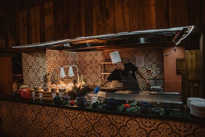 Guachipelín Adventure Combo Incl. Lunch & Hot Springs - FAQs