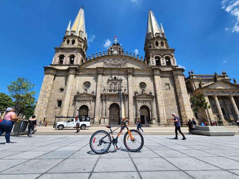 Guadalajara: Bicycle rental per day. - Who Will Love This Experience?