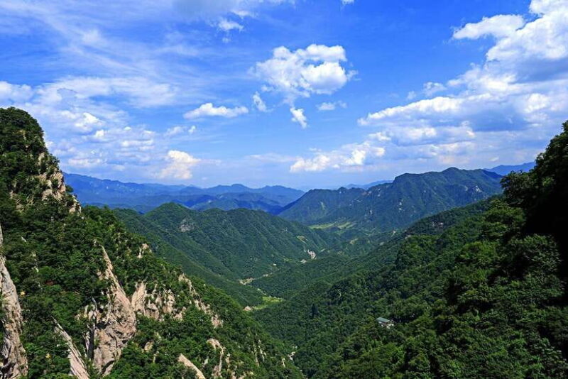 Guangzhou: Full-Day Guided City Tour with Baiyun Mountain - In-Depth Look at the Itinerary