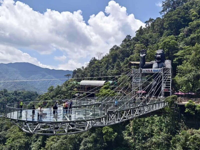 Guangzhou: Gulong Gorge Rafting, Glass Bridge & Racing - Exploring Gulong Gorge: What You Can Expect