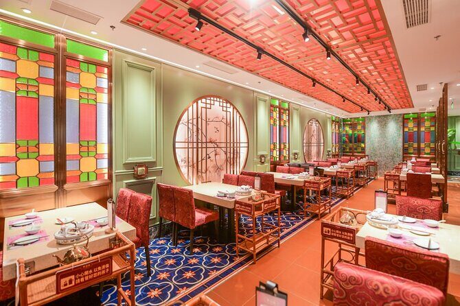 Guangzhou Private Night Tour Canton Tower and Pearl River Cruise - Authentic Experiences and Authentic Insights