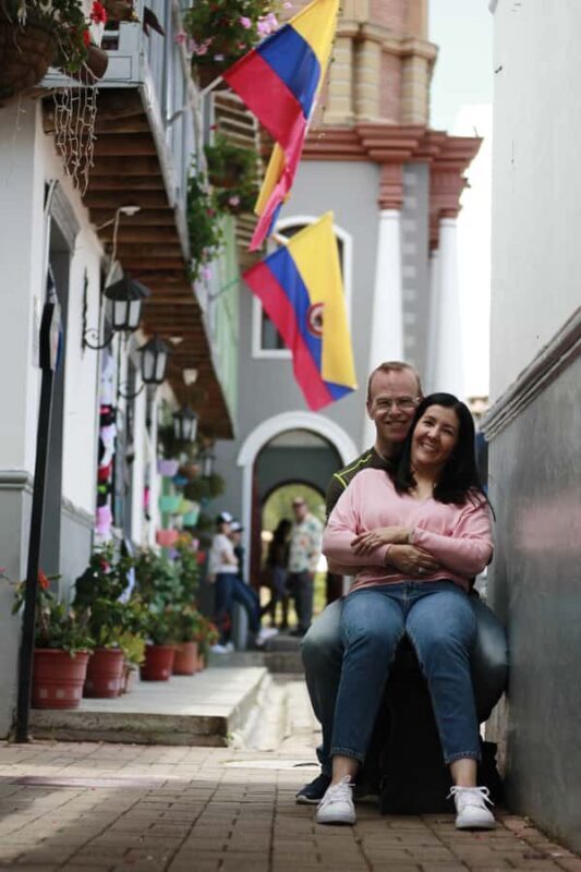 Guatapé: Day trip with Transport, Food & Boat - Price and Value