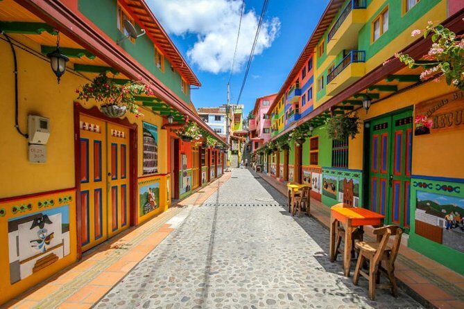 Guatape Horseback Andes Paradise with El Penol Rock - Who Should Consider This Tour?