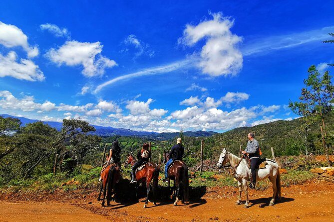 Guatape & Horseback Riding Private Tour From Medellin - Introducing the Guatape & Horseback Riding Private Tour From Medellin