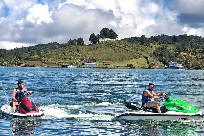 Guatape + JetSki + Rock + Fruit Tasting Private Tour in Medellin - Discovering Guatape’s Charms