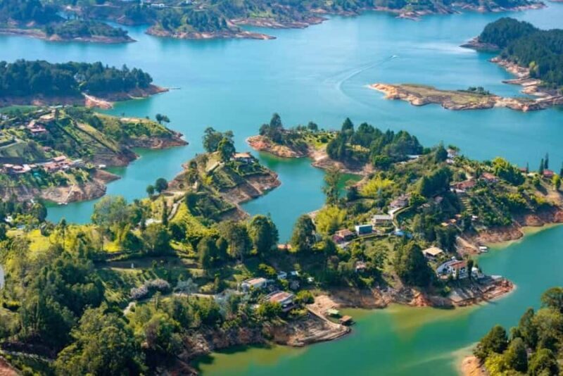 Guatape: Paragliding Experience - Who Will Love This?