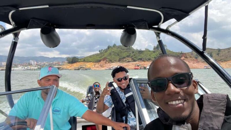 GUATAPÉ: PRIVATE TOUR 8 PX EL PEÑOL, GUATAPE, BOAT AND LUNCH IN KITCHEN OC. - Practical Details and Tips