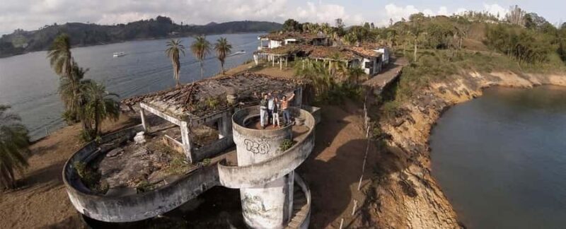 Guatapé Tour by Chiva + Visit to Pablo Escobar's Hacienda - A Deep Dive into the Guatapé Tour Experience