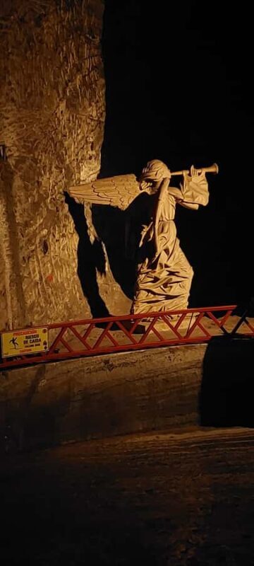 Guatavita Lagoon + Casa loca + Pueblo+ Salt Cathedral - A Detailed Look at the Tour Experience